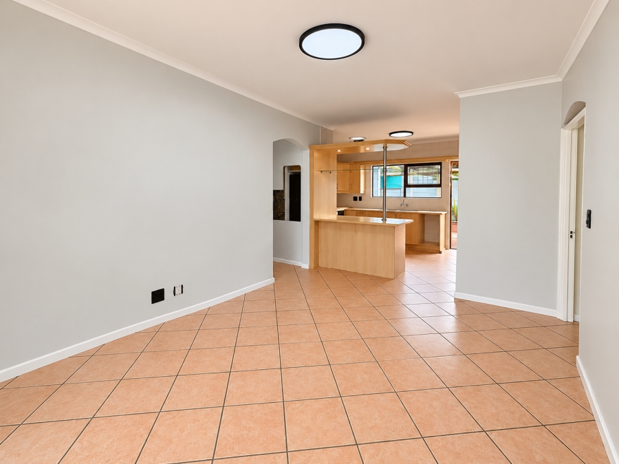 4 Bedroom Property for Sale in Bothasig Western Cape